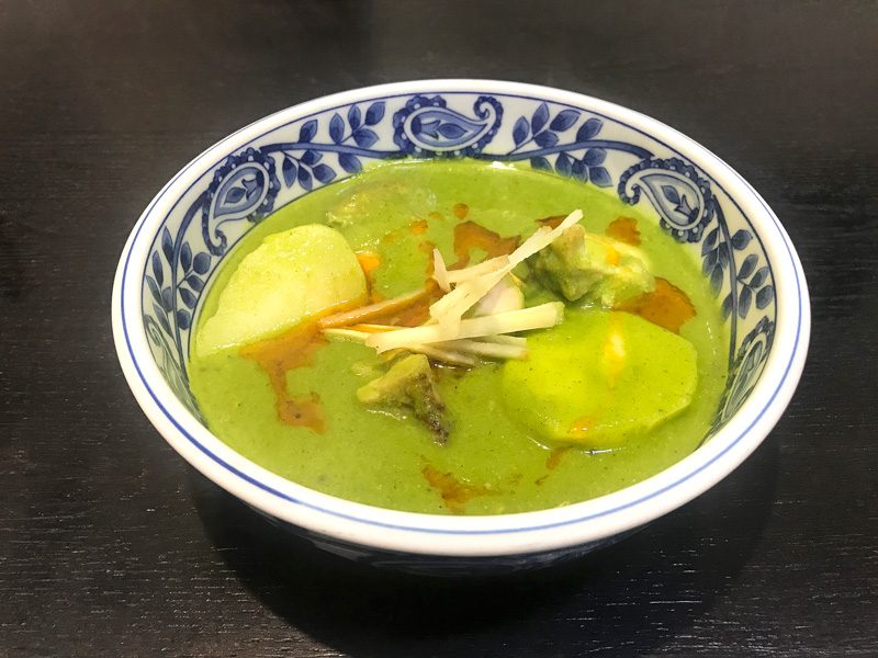 上野店　金曜日のカレー「チキン コリアンダー マサラ」