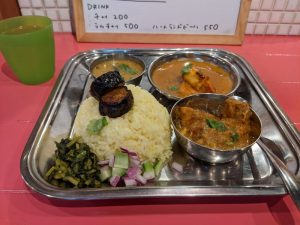 大阪カレー専門店めぐり『ナンプリーカレー』