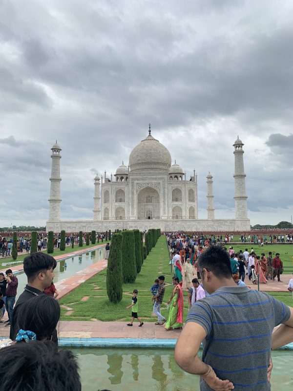 インドを一人旅してきました (1)　無料でタージマハルを見学