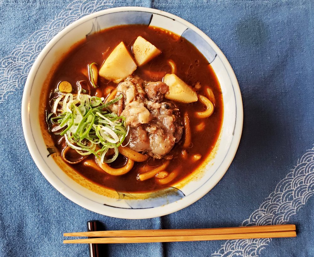 カレーうどんの季節！オンラインショップにて販売中。